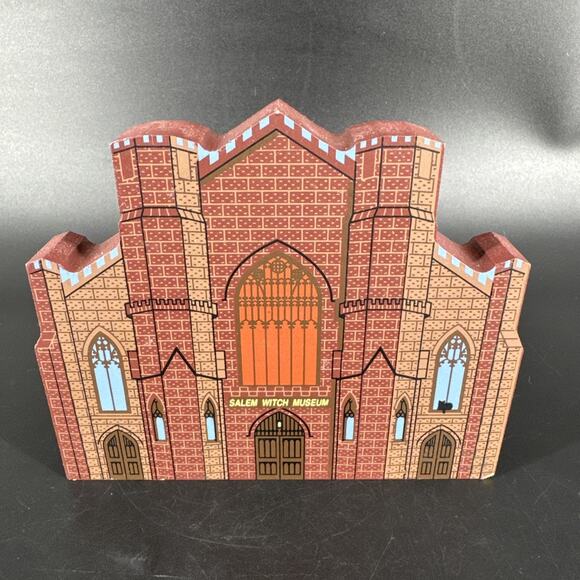 Cat's Meow Village Historic MASS Salem Witch Museum Keepsake #R752 2003 - Picture 1 of 12